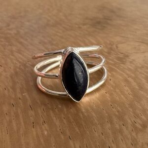 NWOT Sundance Hearthsong Ring, Lapis Lazuli, Sterling Silver